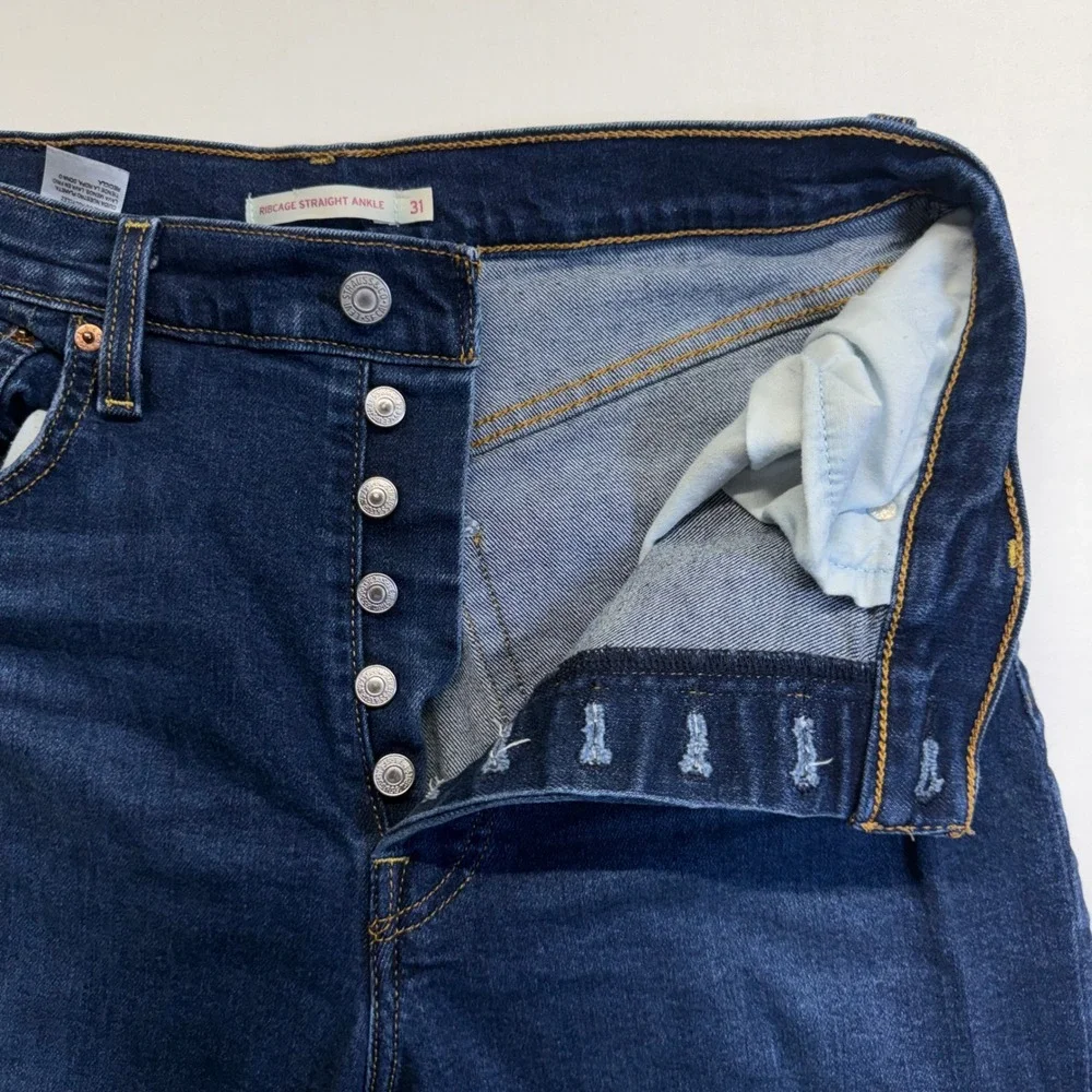 Levi's Ribcage Straight Ankle Distressed Jeans Dark Wash 31 Crop Wide Leg‎ Women